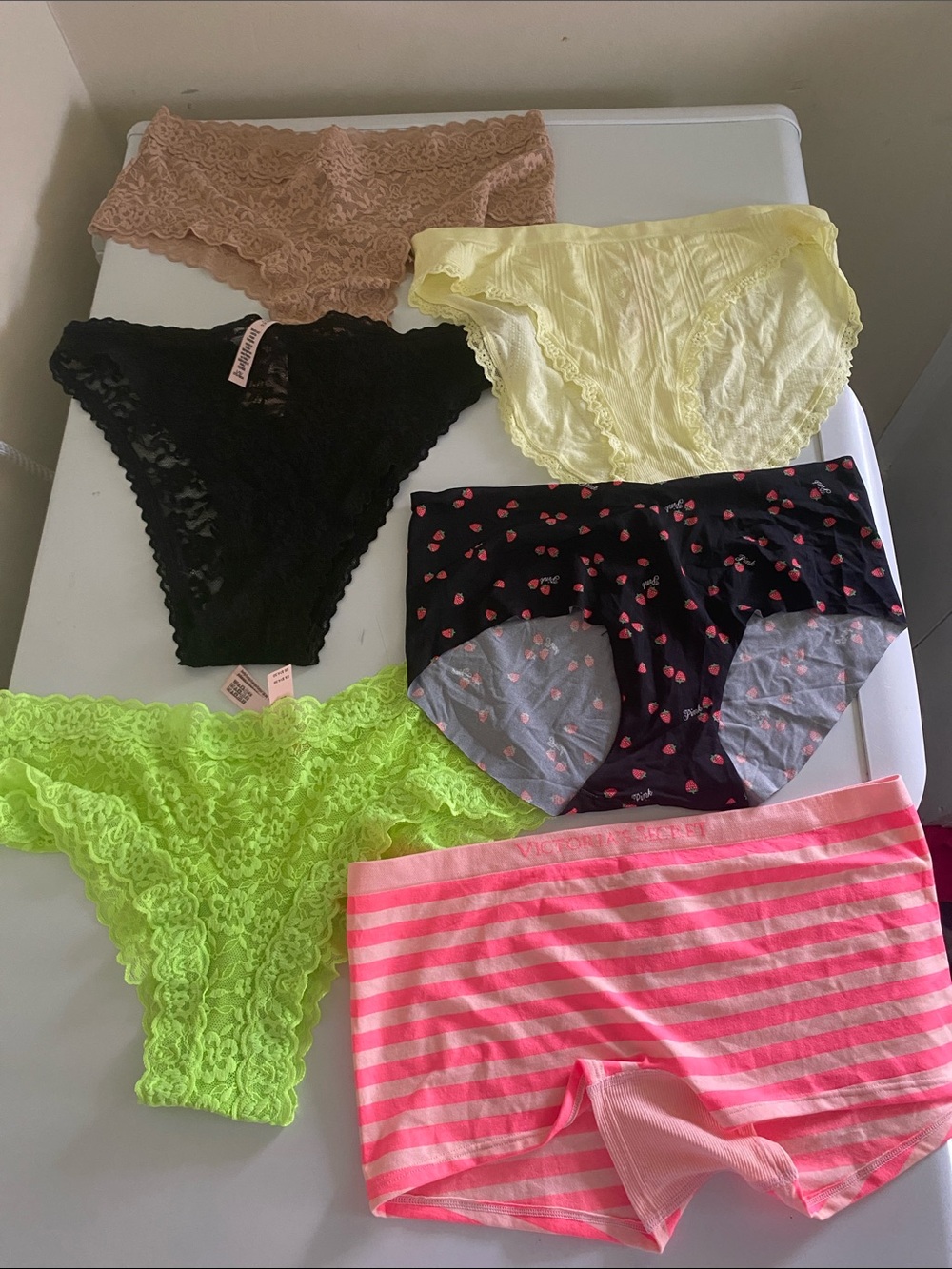 Women’s Victoria secret bundle - Underwear